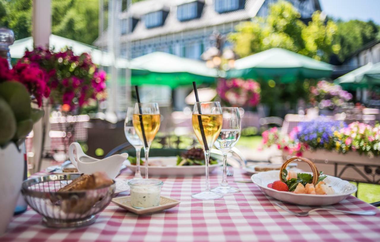 Lohmann'S Romantik Hotel Gravenberg Langenfeld  Eksteriør billede