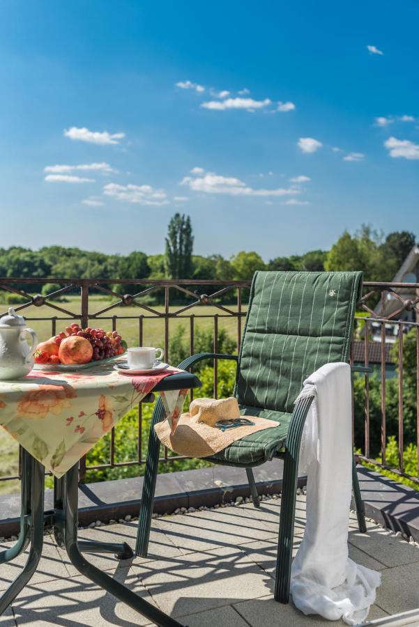 Lohmann'S Romantik Hotel Gravenberg Langenfeld  Eksteriør billede